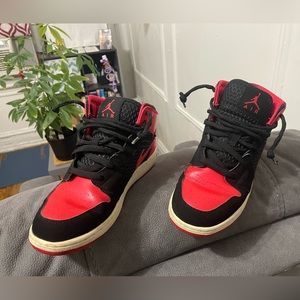 Air Jordan 1…Size 5Y